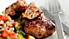 Grønne kalvefrikadeller med bulgursalat