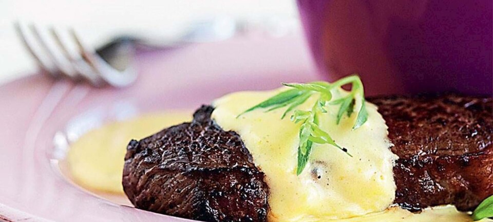 Bøf med bearnaise og ovnbagte fritter