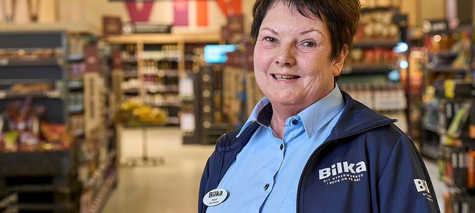 Finalist til Danmarks sødeste kassedame: Anja er altid klar med en hjælpende hånd