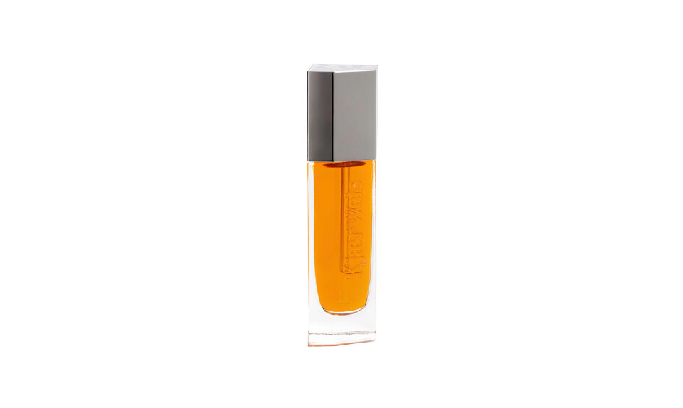 Hun er kvinden bag Helena Christensen og Oh Lands fantastiske hår – få hendes bedste tips her 180807_Shot_10_BeautifulOil_30ml_0012.jpg