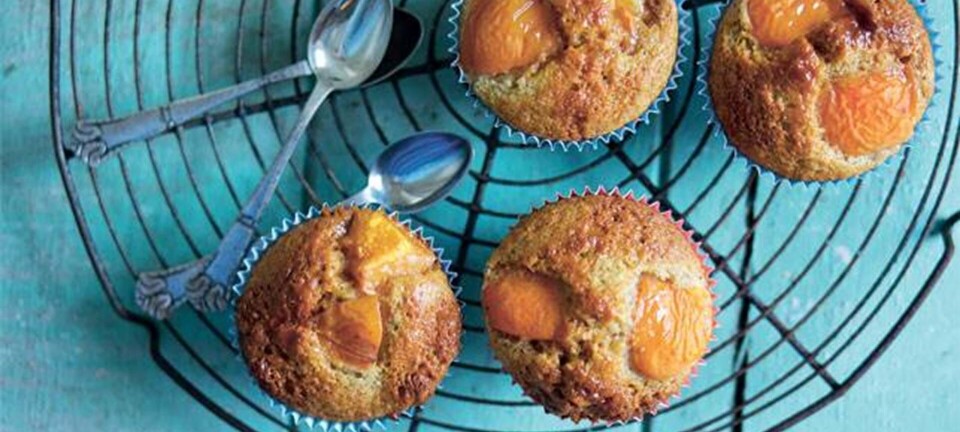 Fuldkornsmuffins med abrikoser