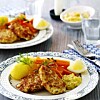 Fiskefrikadeller med citrongulerødder og remoulade