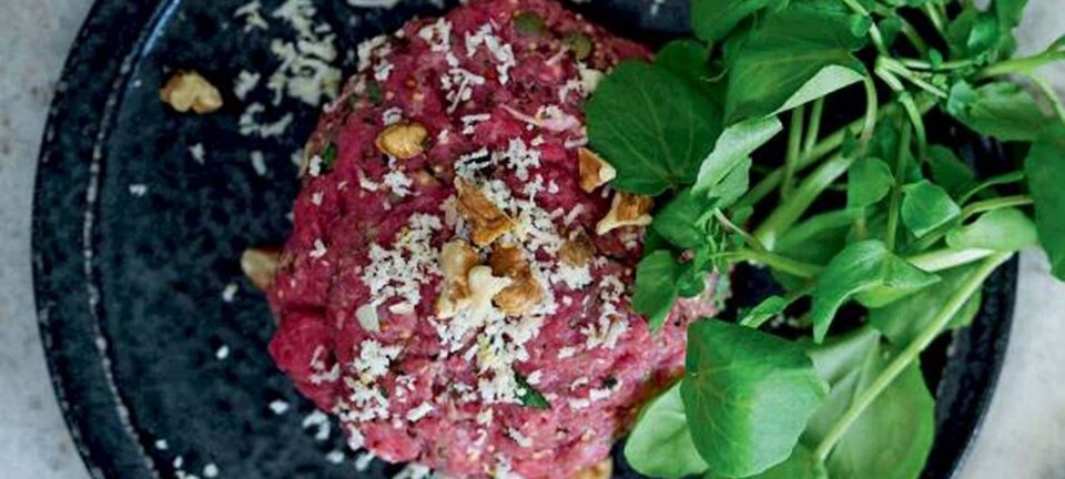 Tatar med brøndkarse og peberrod