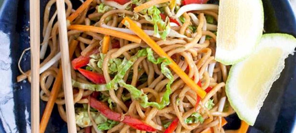 Grøntsagswok med savojkål