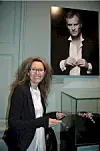 Dronningen åbner smuk udstilling