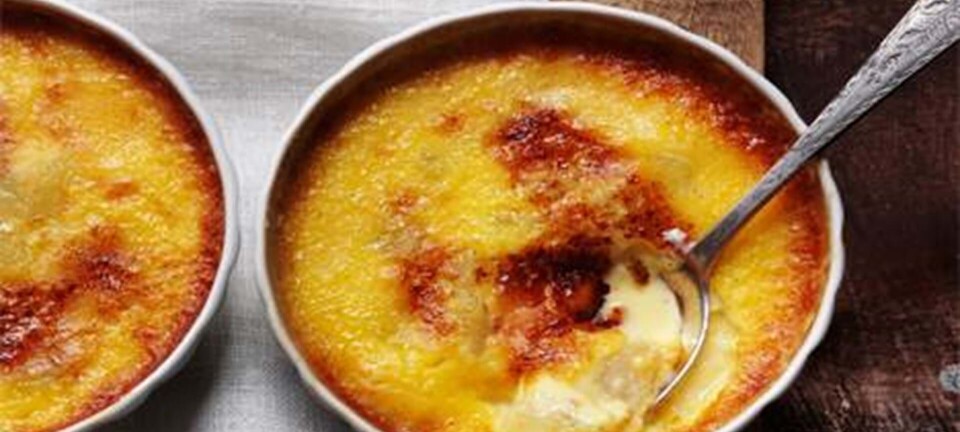 Lækker crème brûlée med pærer