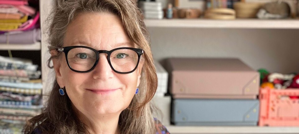 Karen Marie lapper hullet tøj på smukt broderi: Lær at give din garderobe nyt liv her