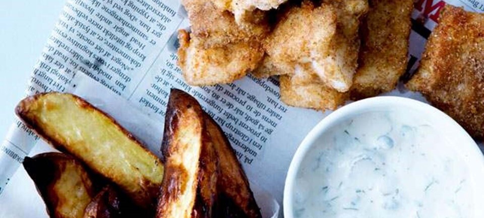 Fiskepinde med ovnkartofler og tatar sauce