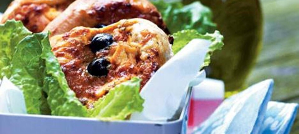 Pizzasnegle med oliven og kylling