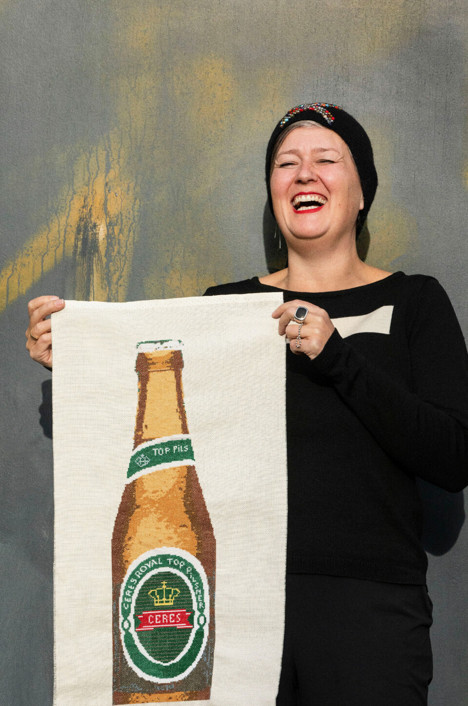 Nej tak til nuttede egern og blomsterranker. Broderisten Trine gør det rock’n’roll at brodere.