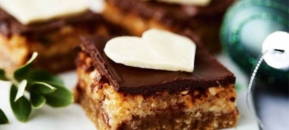 Karameltærte med mandler