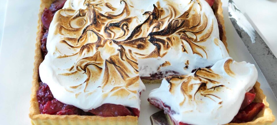 Blommetærte med marengslåg