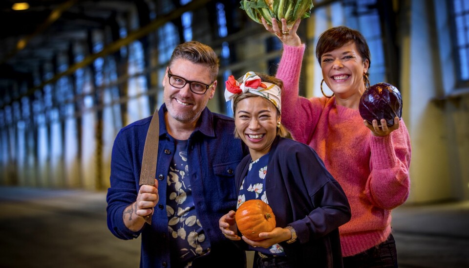 Med 'Maddysten' har Dak for første gang været fast dommer i et tv-program. Hun flankeres af den madglade tv-vært Timm Vladimir og kogebogsforfatteren Louisa Lorang (Foto: Carsten Mol).
