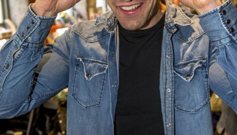 Mikkel Kessler viste gerne de fine, nye briller frem, men ellers skulle det hele handle om Leas store dag. (Foto: Michael Stub)