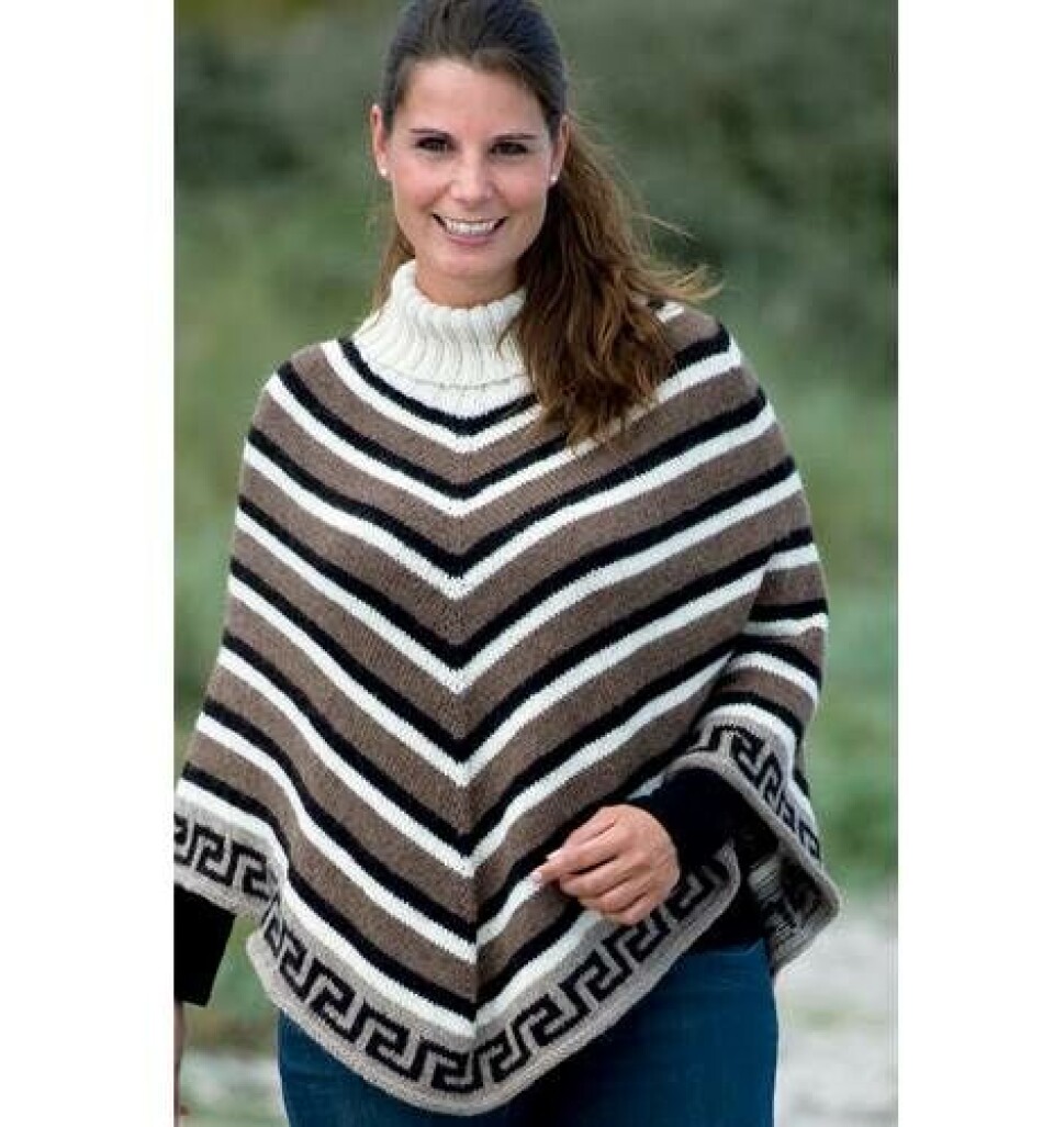 Fin poncho i perustrik