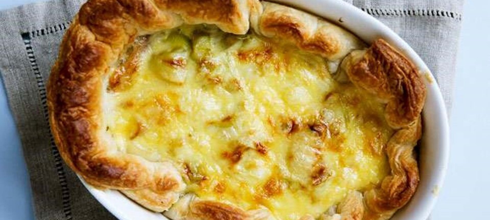 Quiche med bacon, porre og comte
