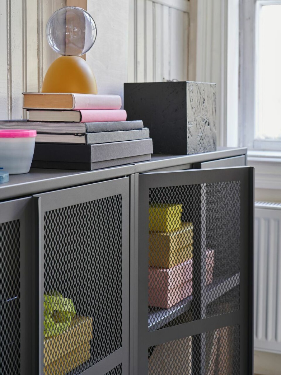 Ilvar låge metal.jpg