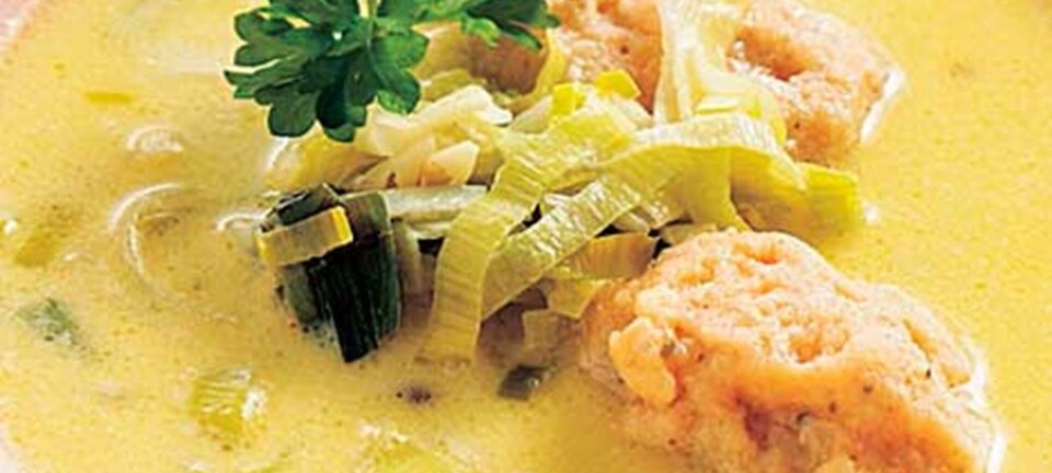 Porresuppe med lakseboller