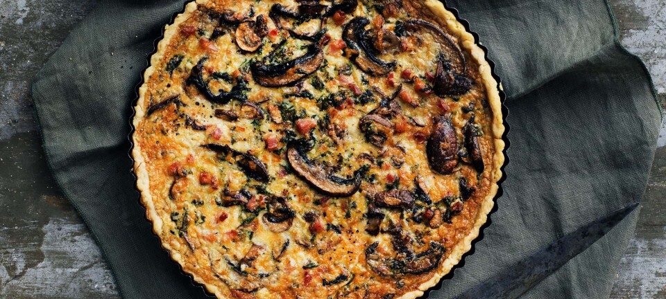 Svampetærte med spinat og bacon