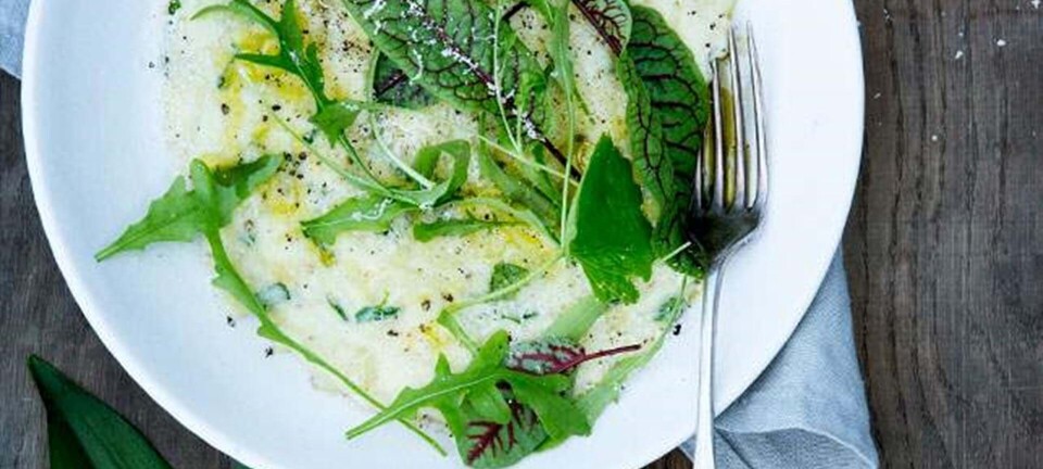 Kartoffelmos med ramsløg, parmesan og sort peber