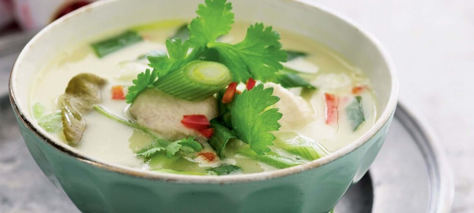 Nem thaisuppe med kokos og kylling