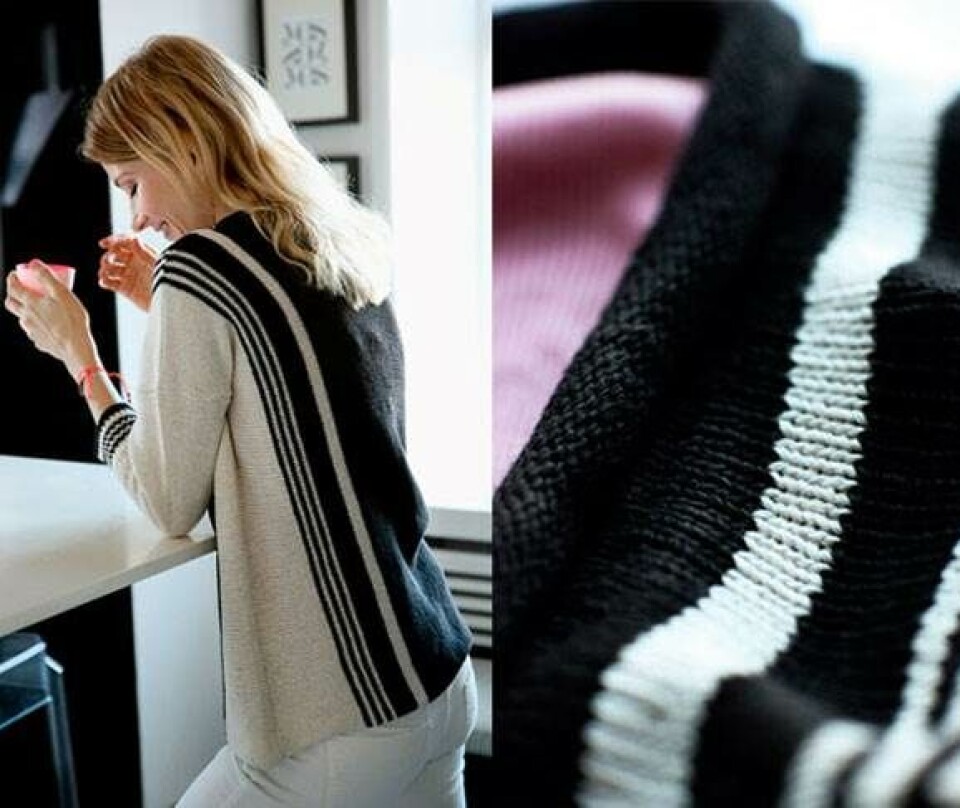 Bred bluse med lodrette striber