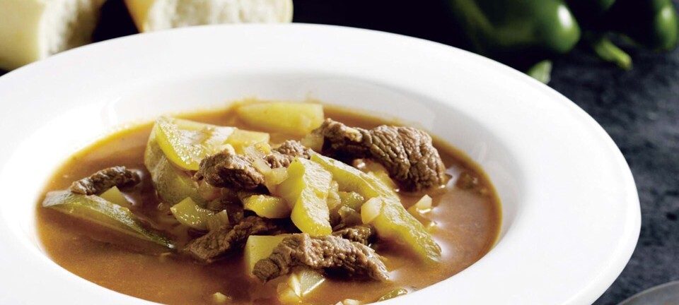 Nem & dejlig gullaschsuppe - tilberedt i mikroovn