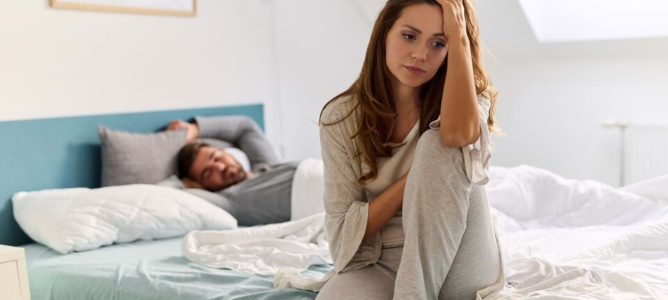 Min mand har en forkærlighed for gummi og latex. Men det tænder ikke mig. Hvad gør vi?