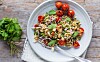 Quinoa, bagte tomater og mynte
