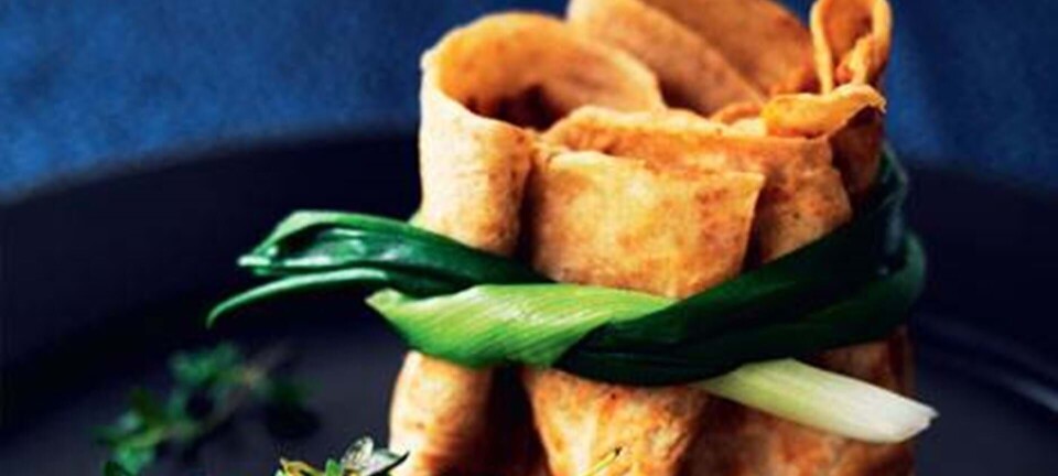 Pandekager med jordskokker og gedeost