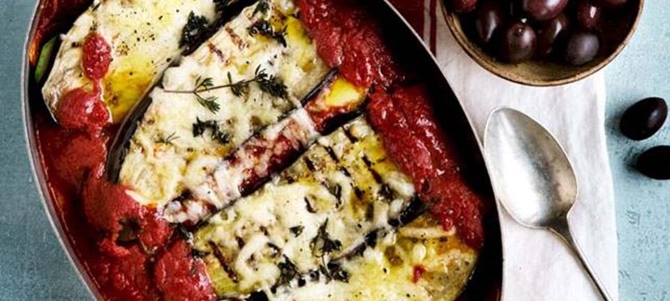 Auberginelasagne med tomat og mozzarella