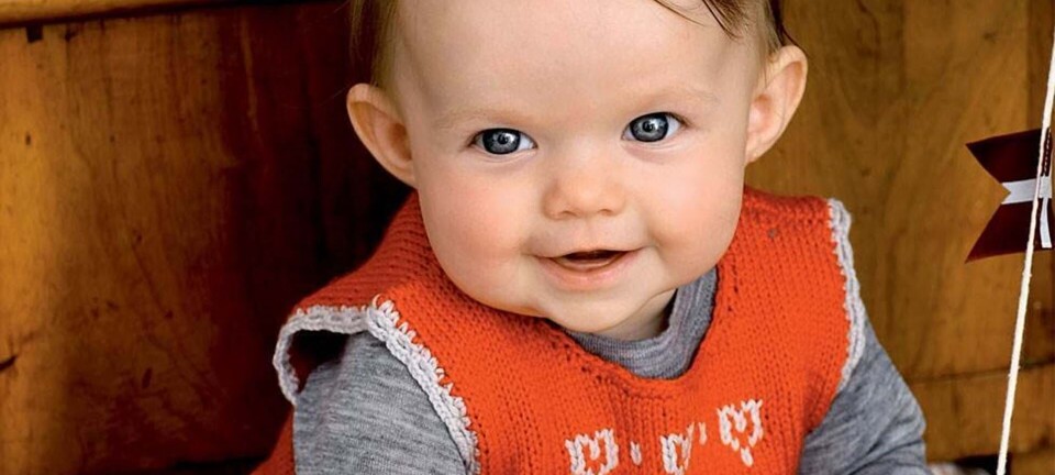 Sød barnekjole med hjerter