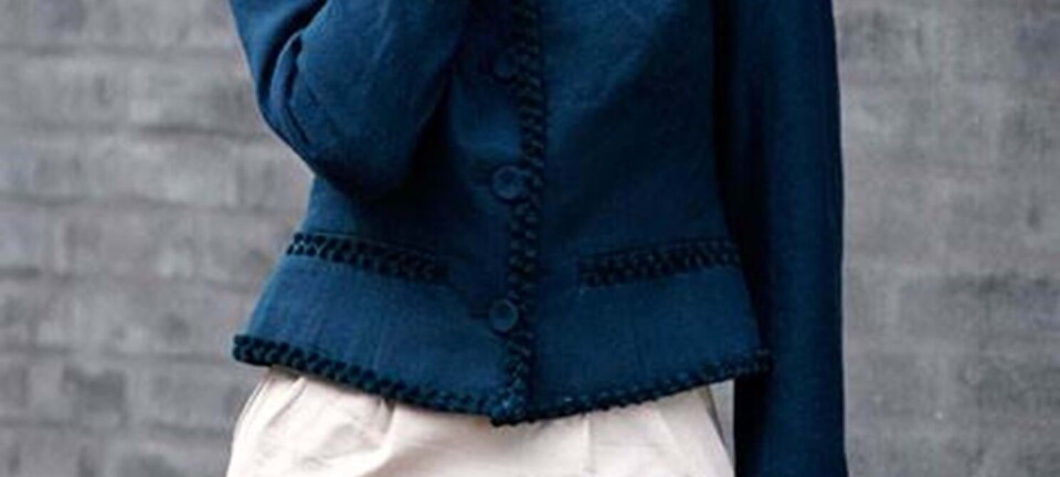 Fuglebroderi på nederdel