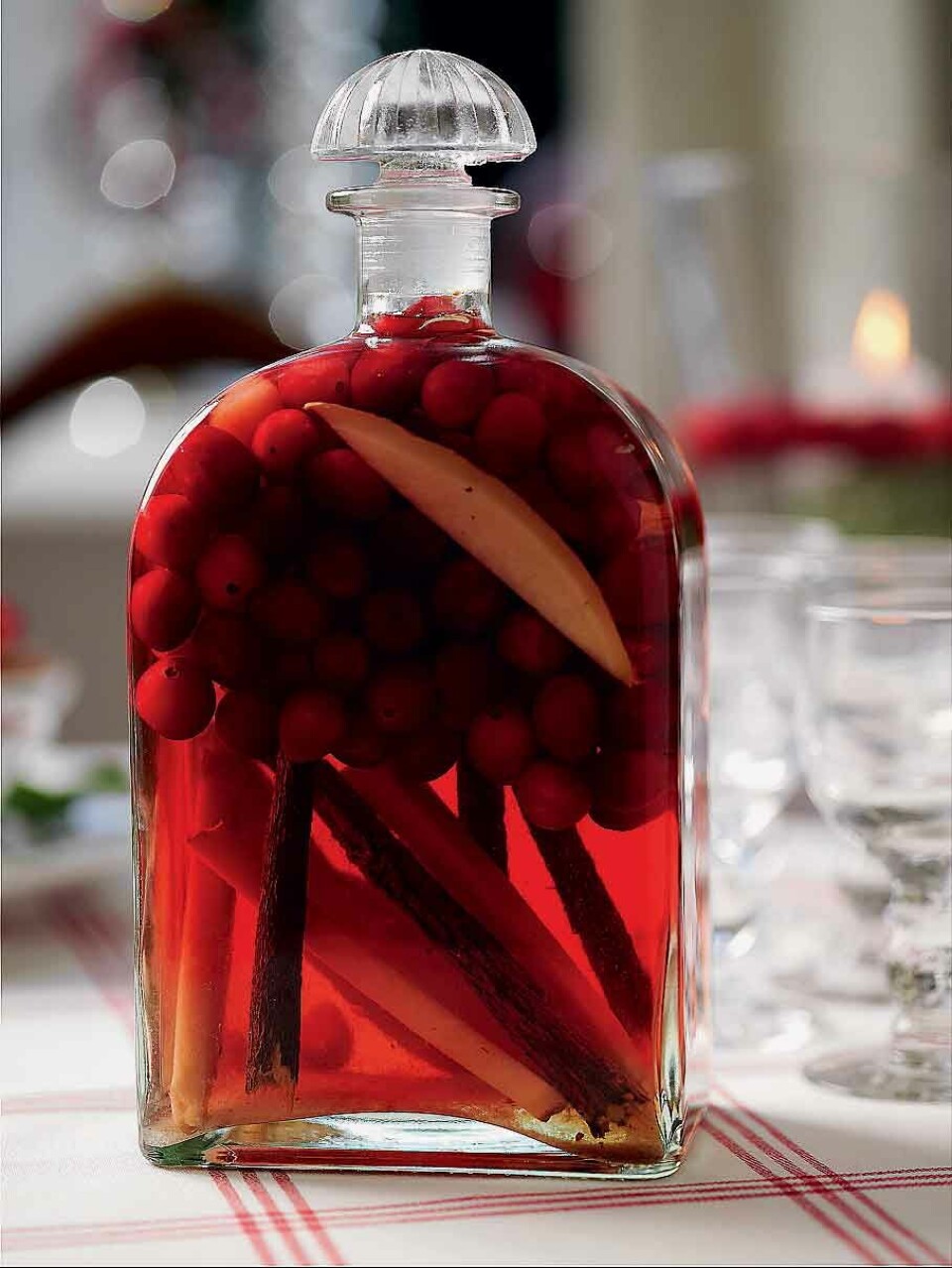 Tranebærvodka med lakridsrod