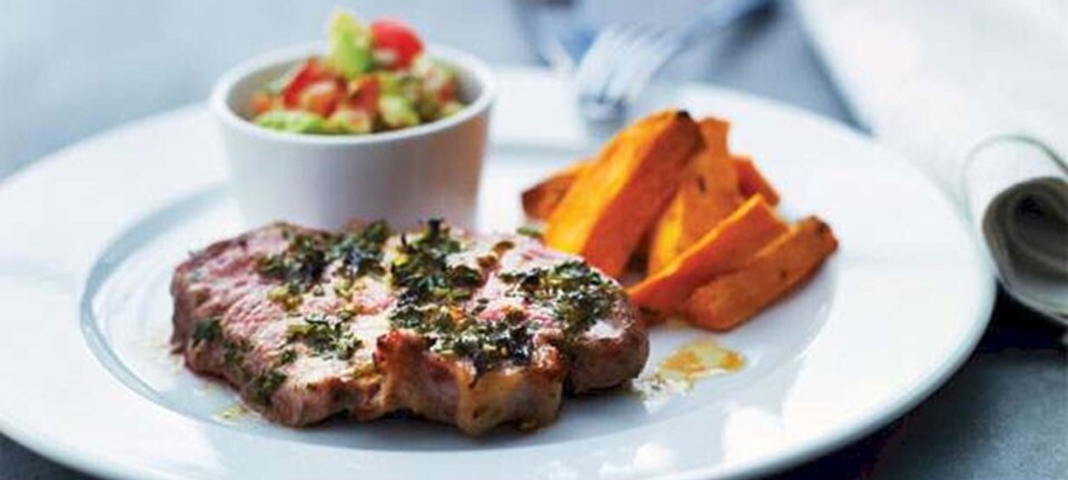 Chilimarinerede koteletter