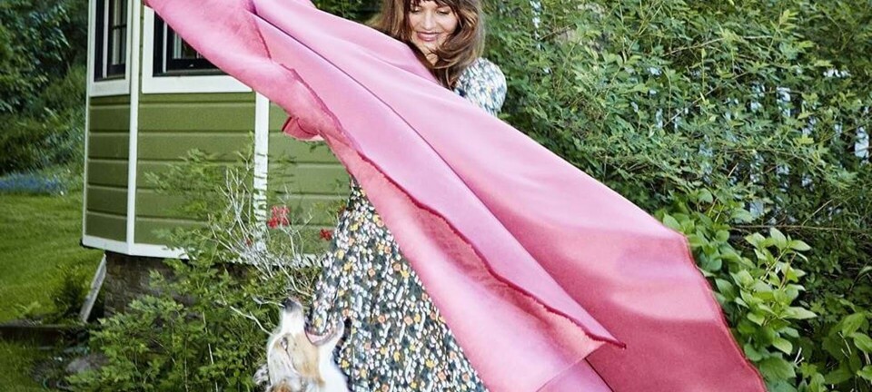 Hvordan holder Helena Christensen sin hud blød og smuk?