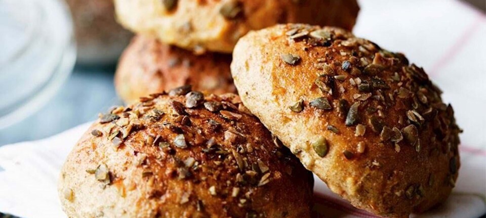 Saftige sandwichboller med græskarkerner og gulerødder