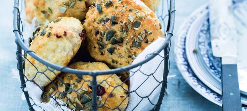 Nemme boller med havre og tranebær