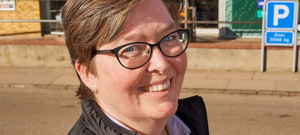 Finalist til Danmarks sødeste kassedame: Tina reddede butikken