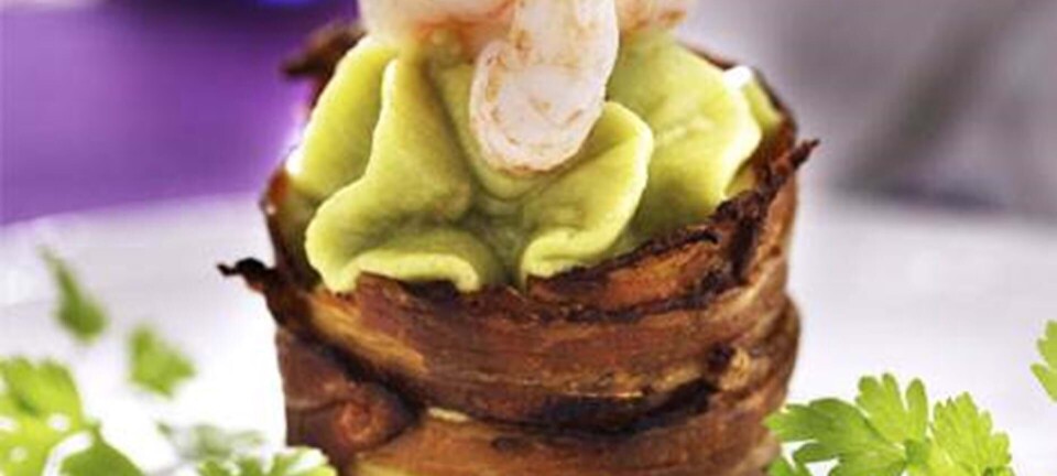 Bacon med avocadomousse og rejer