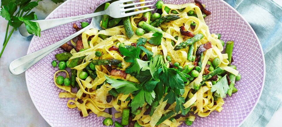 Pasta med ærter og asparges - på kun 15 minutter