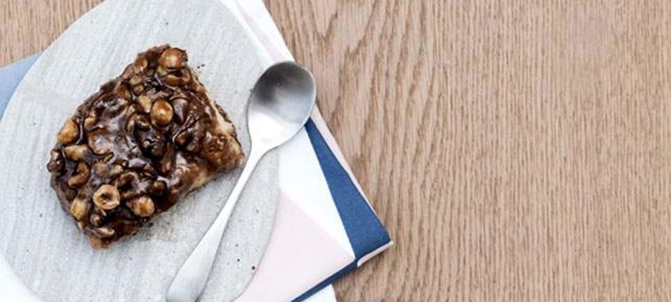 Boller med karamel og nødder