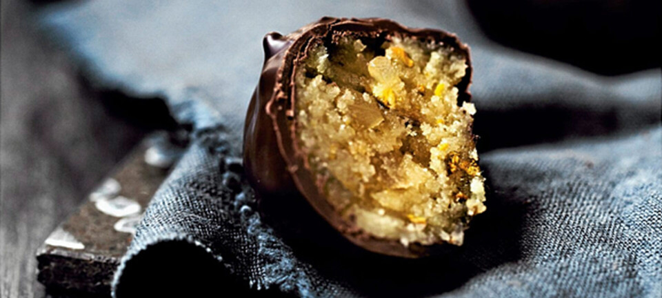 Påskeæg med pistacie og syltet ingefær