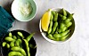 Edamamebønner med citron og groft salt