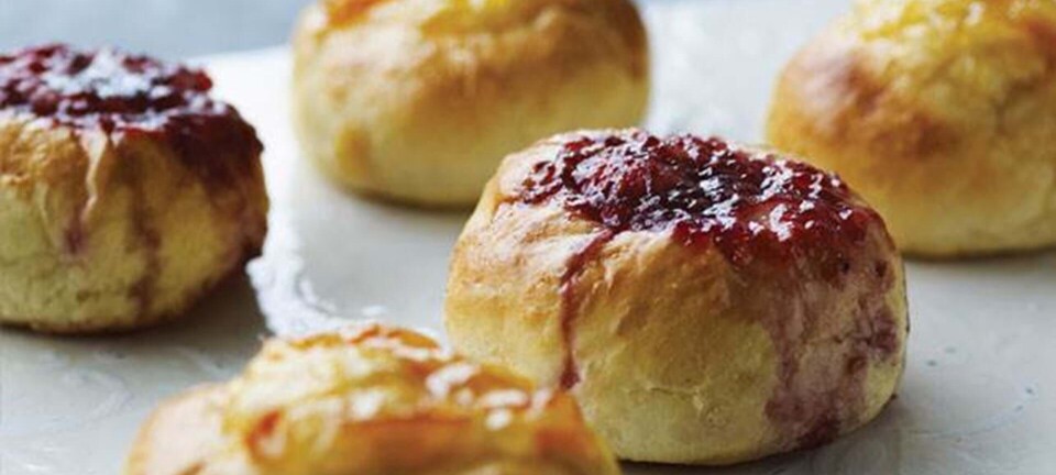 Fastelavnsboller med marmelade