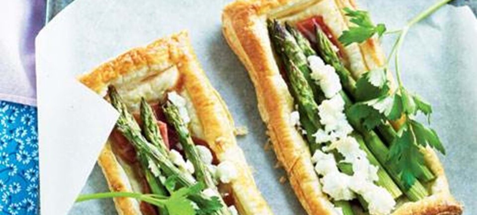 Asparges på butterdej