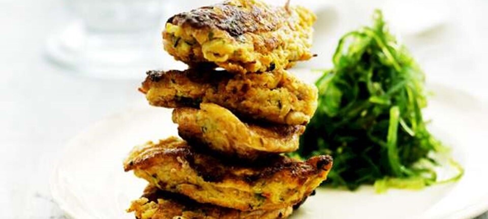 Thaifiskefrikadeller med tangsalat