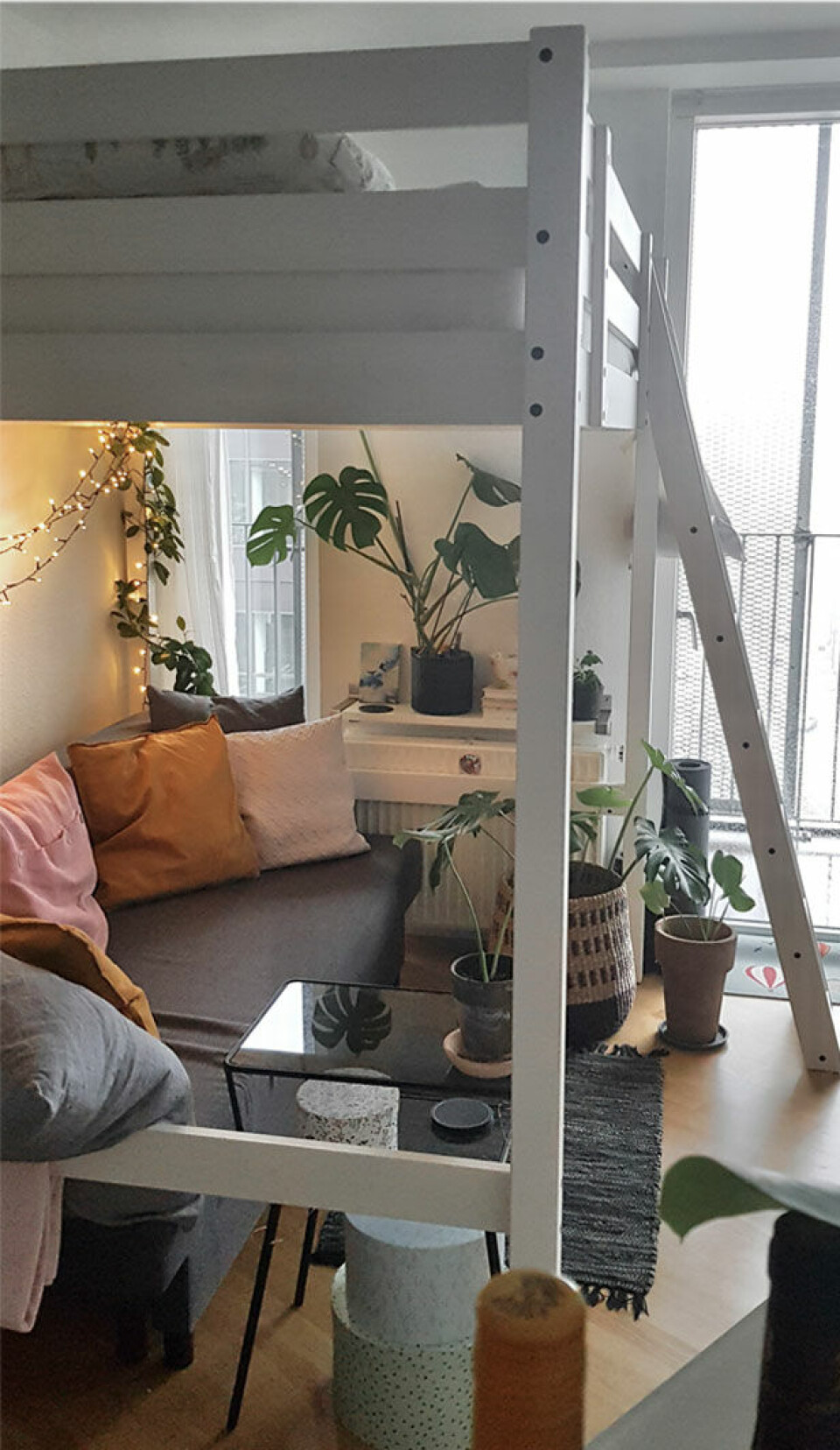 Seng_sofa.jpg