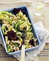 Ravioli med rejer i hvidløgssmør opskrift - Hendes Verden - ALT.dk
