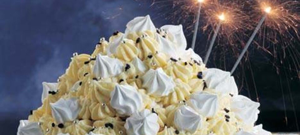 Nytårskage med citron og hindbær: Et sødt og festlig punktum